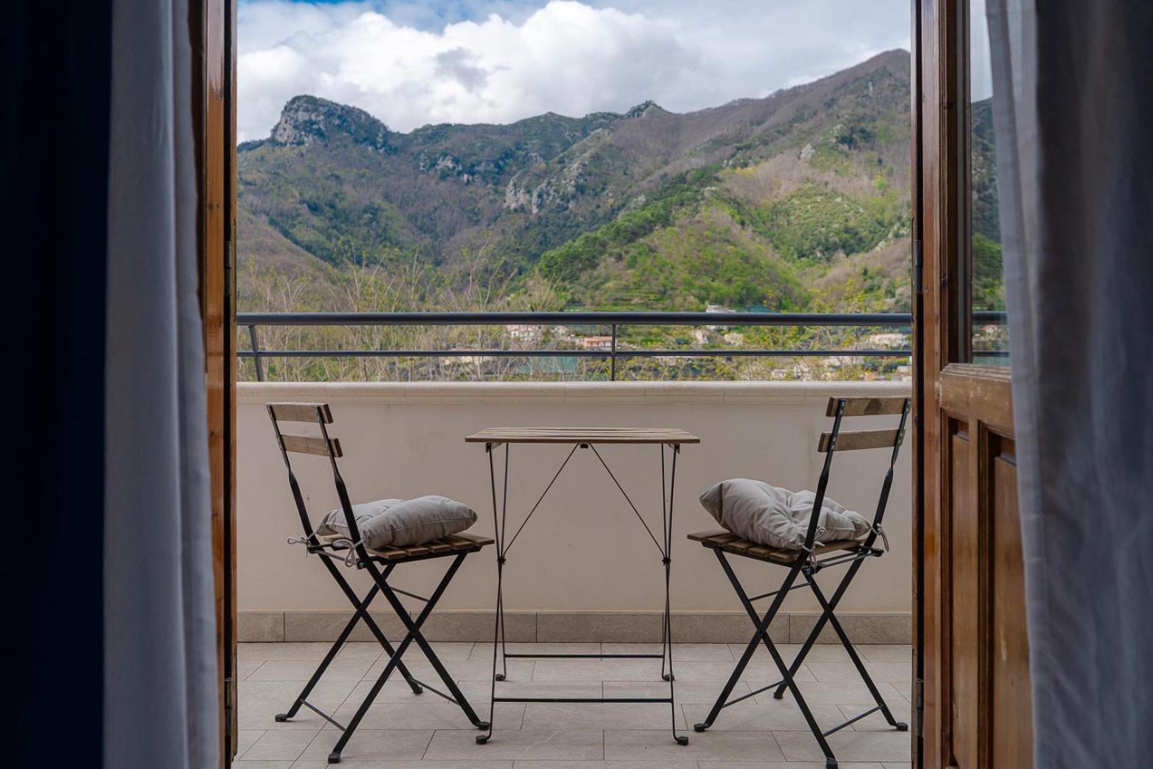 Bed and Breakfast Tra I Monti Tramonti Exterior foto
