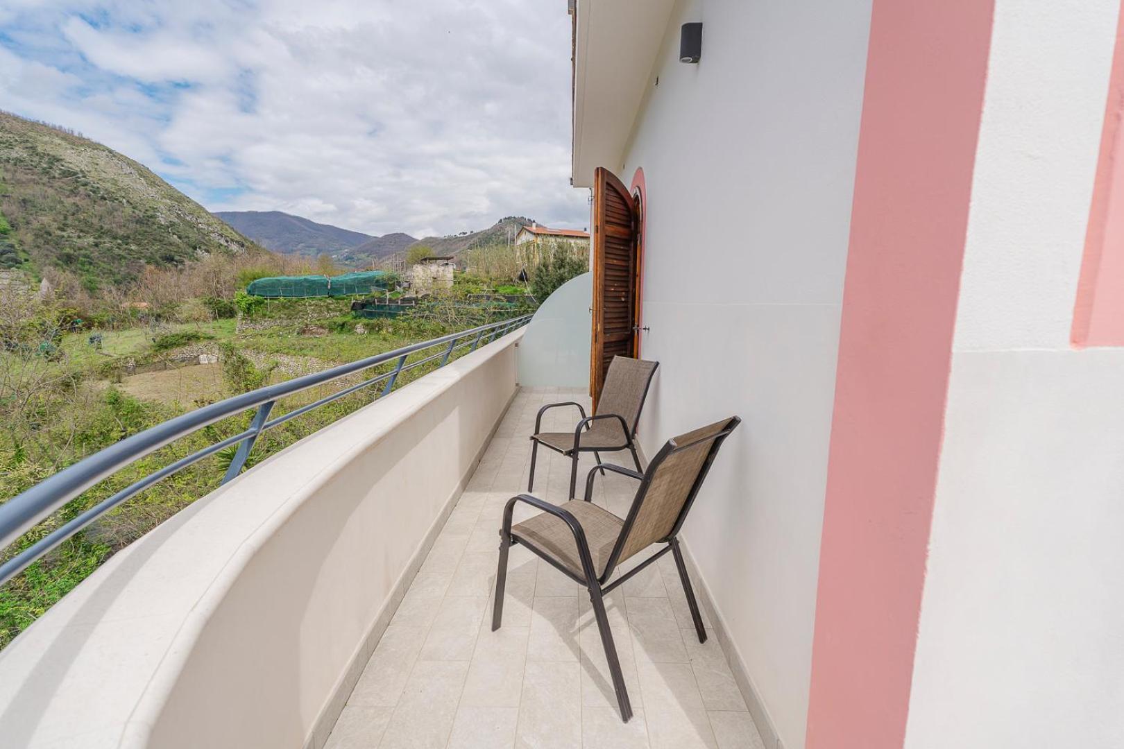 Bed and Breakfast Tra I Monti Tramonti Exterior foto